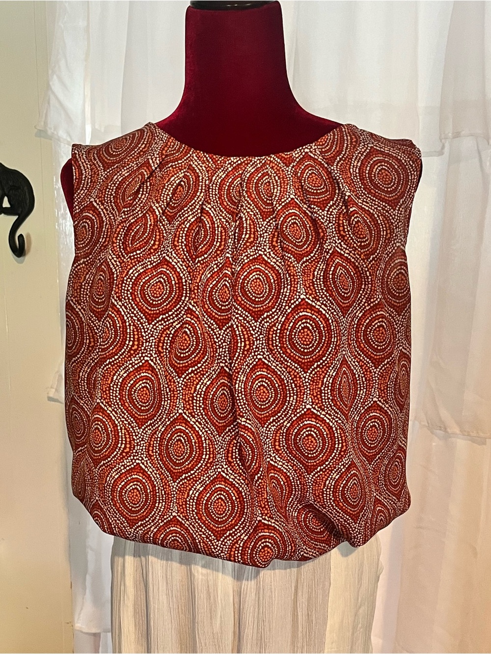 Merona Women’s Dot Patterned Sleeveless Blouse (XXL)